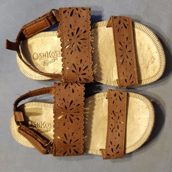 OshKosh B'gosh Other - OshKosh size 8